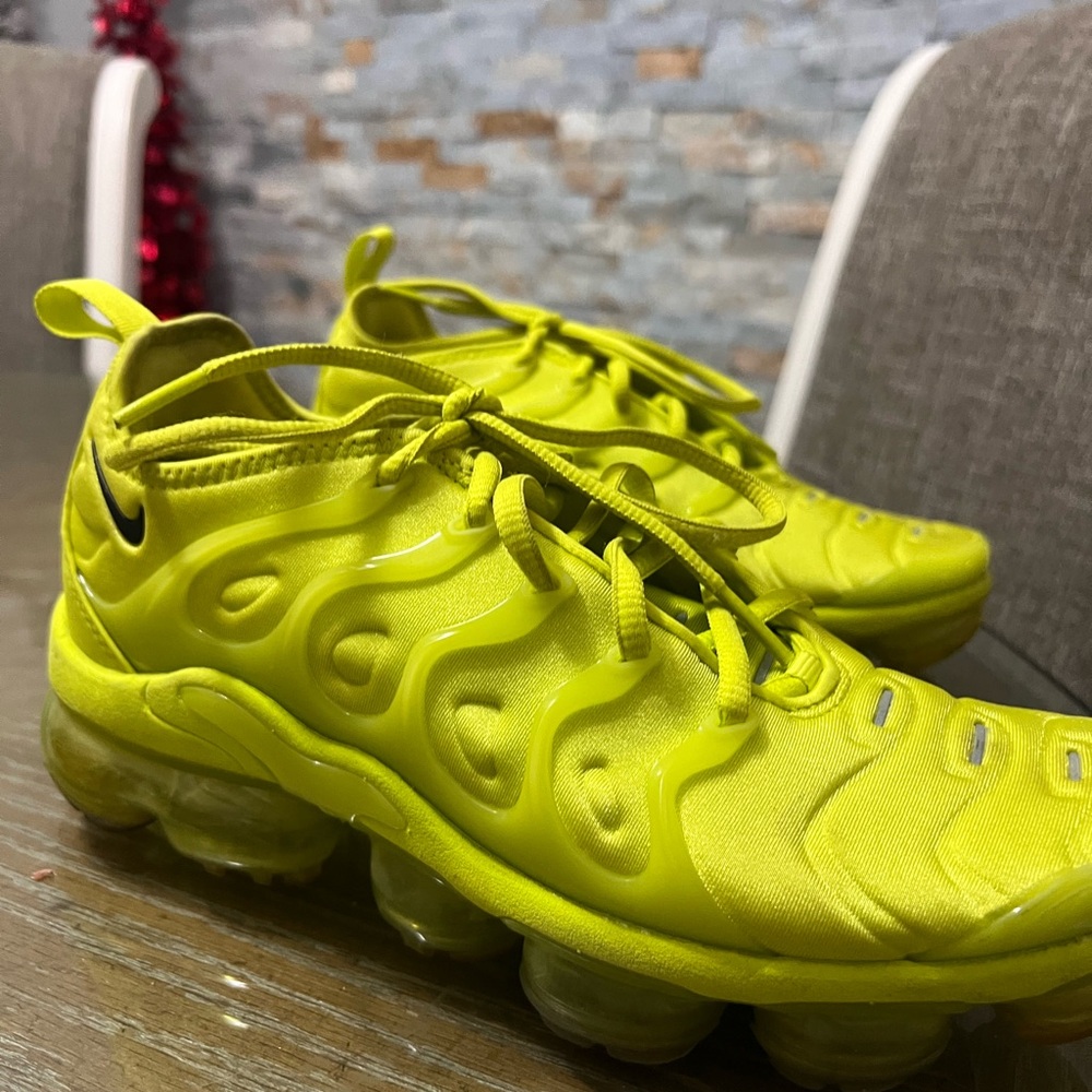 Nike Neon Green Sneakers